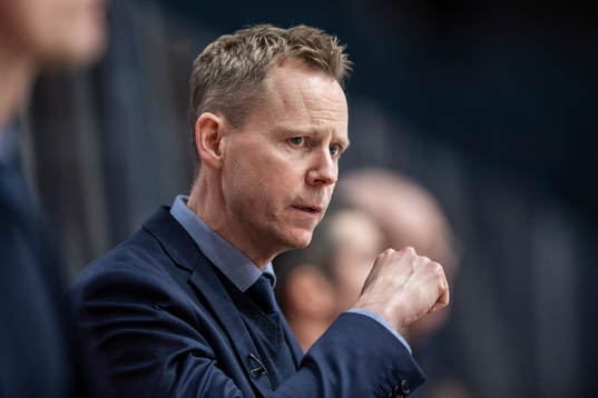 head coach Robert Ohlsson of Djurgården