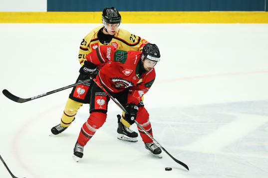 Nils Lundkvist of Luleå and Patrik Carlsson of Frölunda
