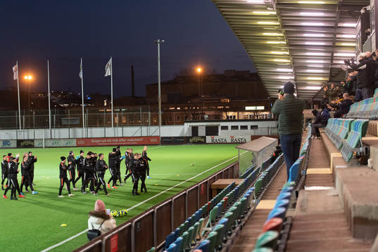 Laget tackar publiken