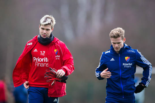 Målvakt Per Kristian Bråtveit och Hampus Finndell