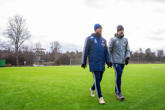 Assisterande tränare Hugo Berggren och tränare Thomas