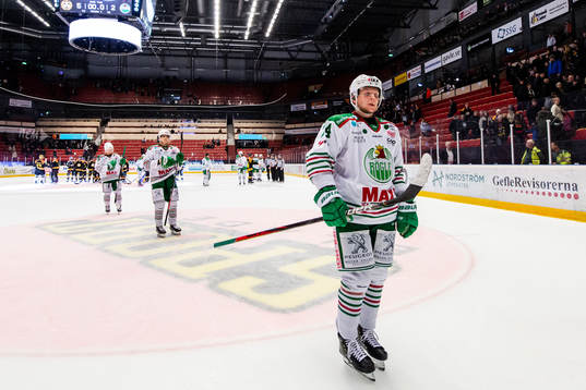 Rögles Kevin Wennström deppar