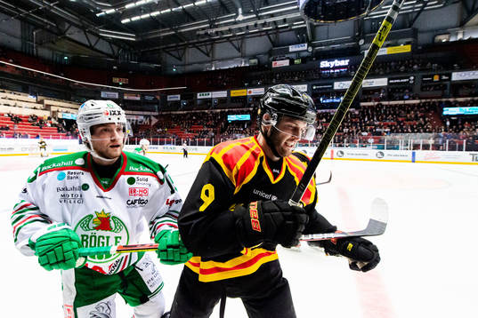 Rögles Simon Ryfors och Brynäs Niclas Andersén