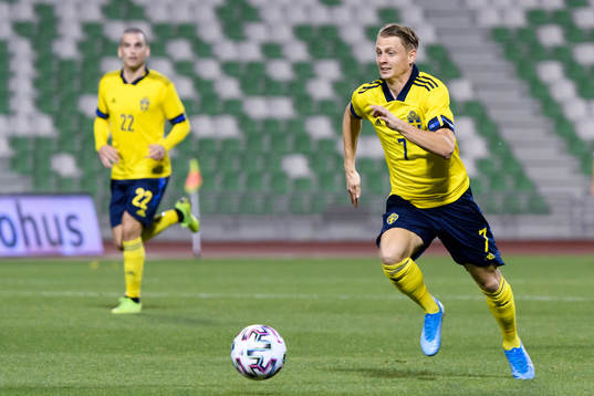 Simon Hedlund of Sweden