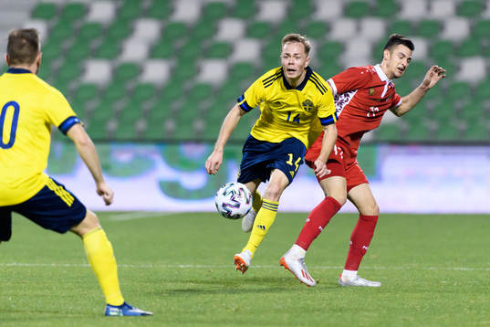 Adam Andersson of Sweden and Alexandr Boiciuc of Moldova