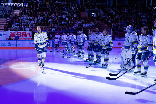 Leksands Martin Karlsson hyllas för 400 matcher innan