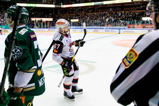 Malmö Redhawks Konstantin Komarek deppar