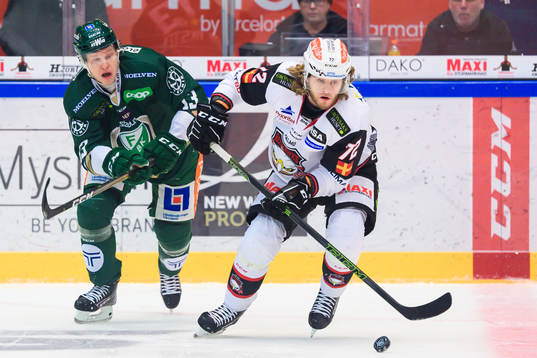 Färjestads Daniel Viksten och Malmö Redhawks Nicolai Meyer