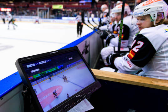 C Mores monitor och Malmö Redhawks Nicolai Meyer