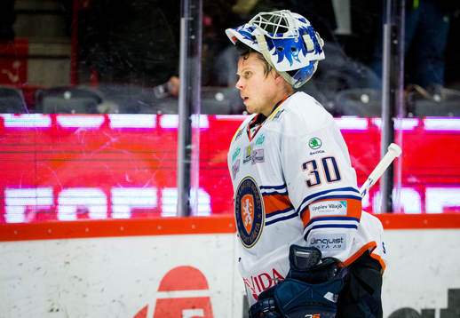 Växjös målvakt Viktor Fasth deppar