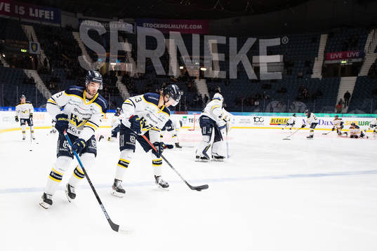 s Markus Lauridsen och Oscar Sundh värmer upp