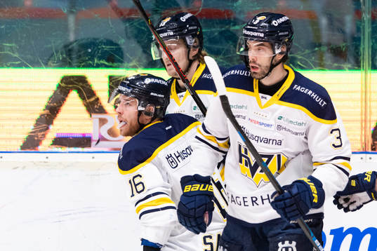 s Filip Sandberg jublar