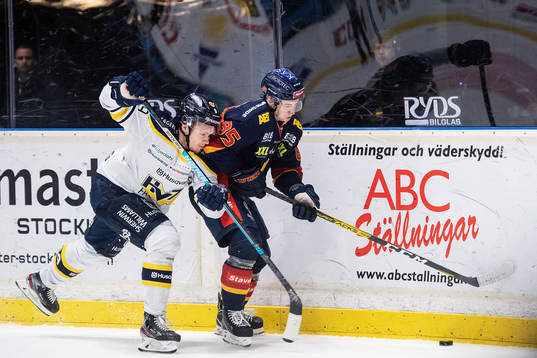 s Didrik Strömberg och Djurgårdens Michael Haga