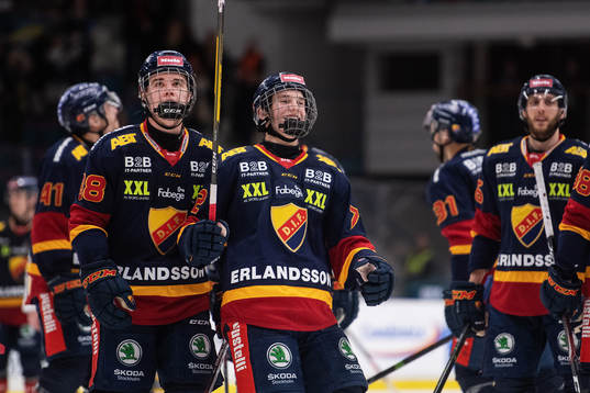 Djurgårdens Alexander Holtz och William Eklund jublar