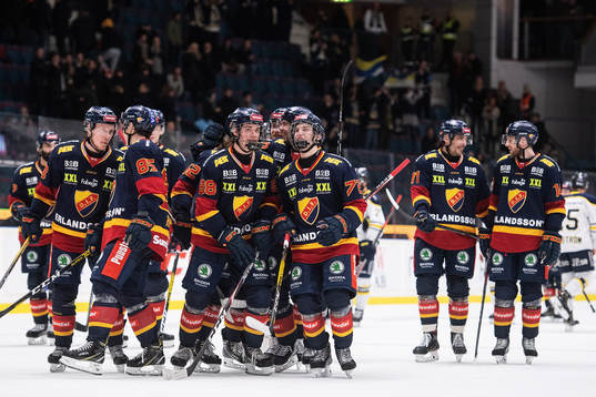 Djurgårdens Alexander Holtz och William Eklund jublar