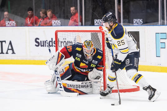 s Axel Holmström