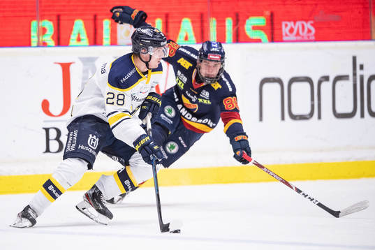 s Johannes Kinnvall och Djurgårdens Alexander Holtz
