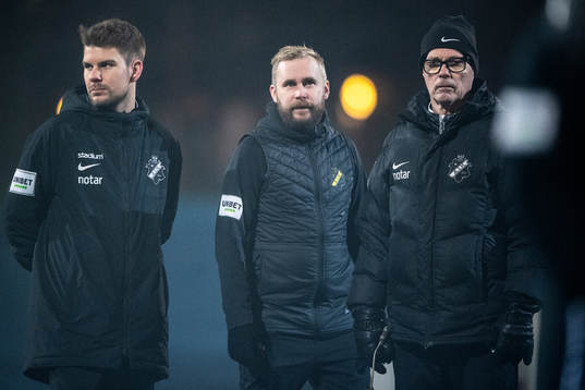 s videoanalytiker Lukas Arndt, assisterande tränare Patric
