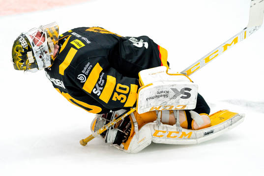 Skellefteås målvakt Gustaf Lindvall