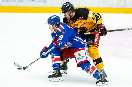 Oskarshamns Tyler Kelleher och Luleås Karl Fabricius