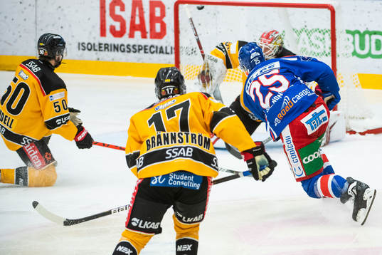 Oskarshamns Johannes Salmonsson gör 1-1