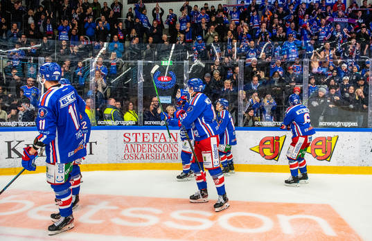 Oskarshamns spelare jublar