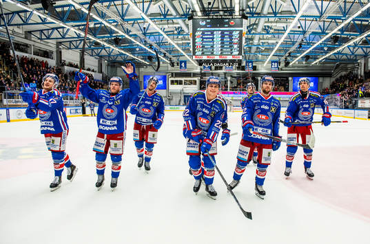 Oskarshamns spelare jublar