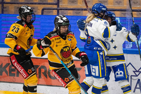 Leksands Samantha Hanson och Brooke Boquist jublar
