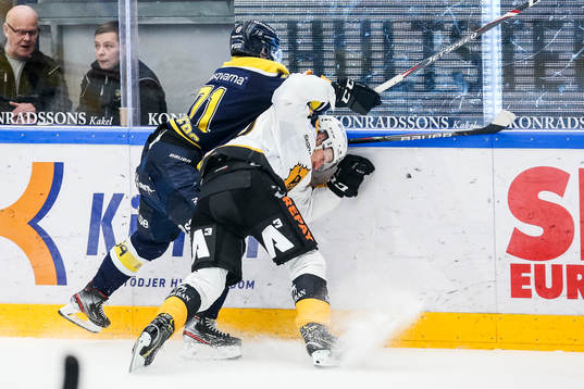 s Linus Fröberg och Skellefteås Adam Pettersson