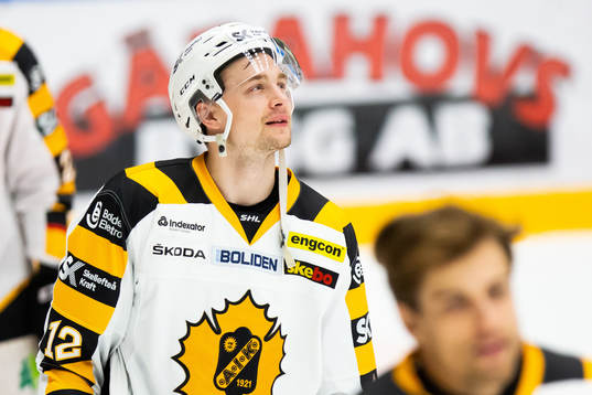 Skellefteås Adam Pettersson jublar