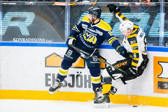 s Axel Holmström och Skellefteås Filip Berglund