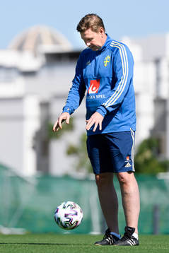 Assistant coach Peter Wettergren