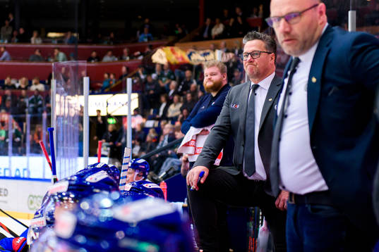 Oskarshamns tränare Håkan Åhlund deppar