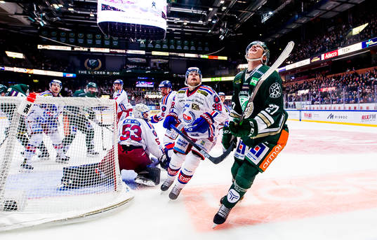 Oskarshamns Nichlas Torp och Färjestads Oskar Bäck