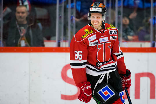 Örebros Mathias Bromé är glad
