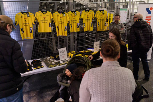 Försäljning av supporterprylar