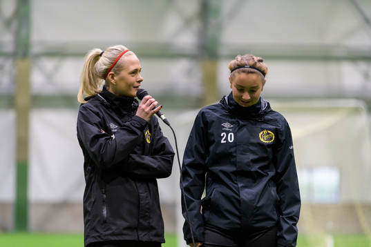 Elfsborgs damlags Ellen Larsson och Ebba Johansson