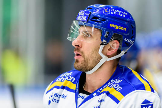 Leksands Marek Hrivik innnan ishockeymatchen i SHL mellan