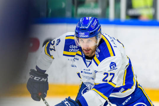 Leksands Marek Hrivik innnan ishockeymatchen i SHL mellan