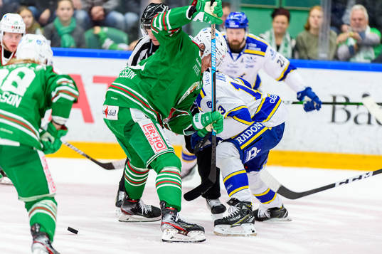 Rögles Hampus Gustafsson och Leksands Jon Knuts