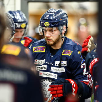 Linköpings Jaakko Rissanen  ishockeymatchen i SHL mellan