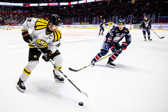 Brynäs Anton Rödin och Linköpings Simon Lundmark