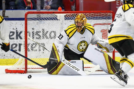 Brynäs målvakt Samuel Ersson