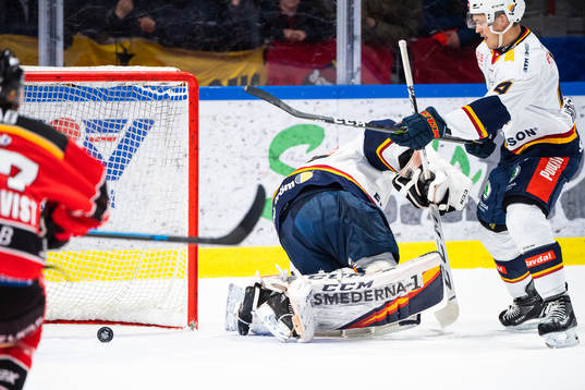 Djurgårdens målvakt Niklas Svedberg och Marcus Högström