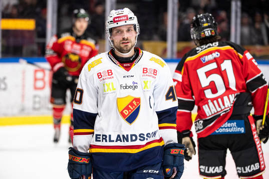 Djurgårdens Jacob Josefsson deppar