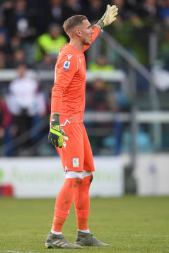 Goalkeeper Robin Olsen of Cagliari