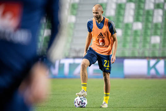 Robin Söder of Sweden