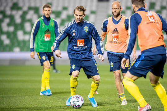 Simon Hedlund and Robin Söder of Sweden