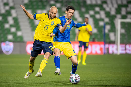 Robin Söder of Sweden and Blend Baftiu <of Kosovo
