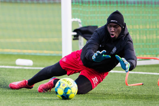 Hammarbys målvakt Edrisa Bojang